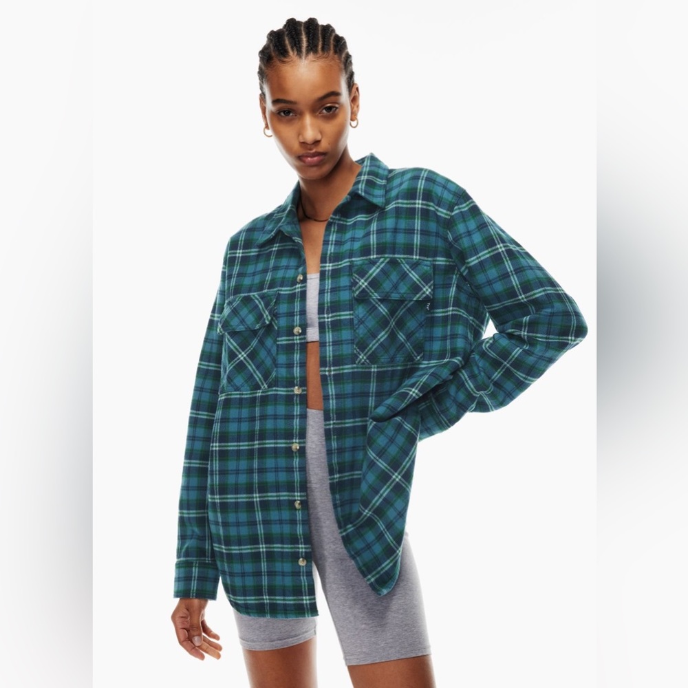 NWT TNA Button-up - Picture 5 of 10